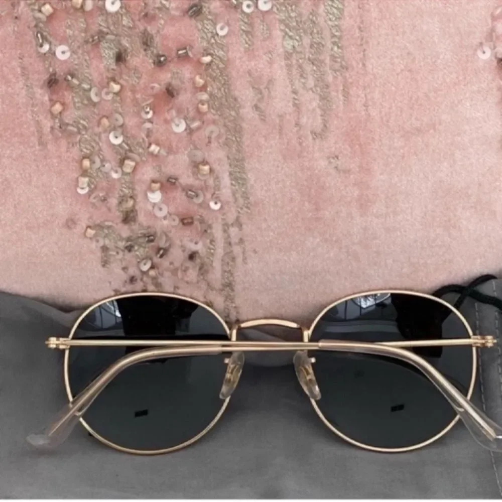 Small Round Polarized Sunglasses for Women Classic Vintage Retro Shades UV400